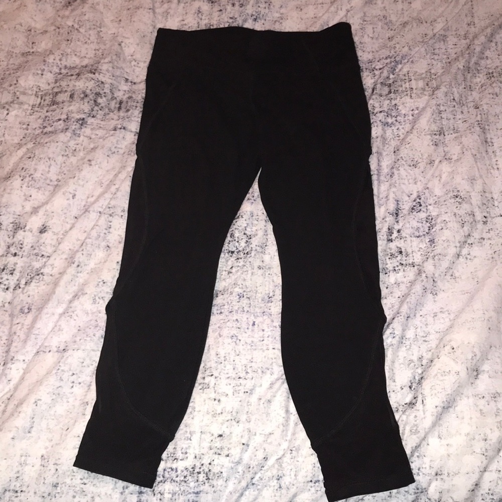 Athleta salutation leggings